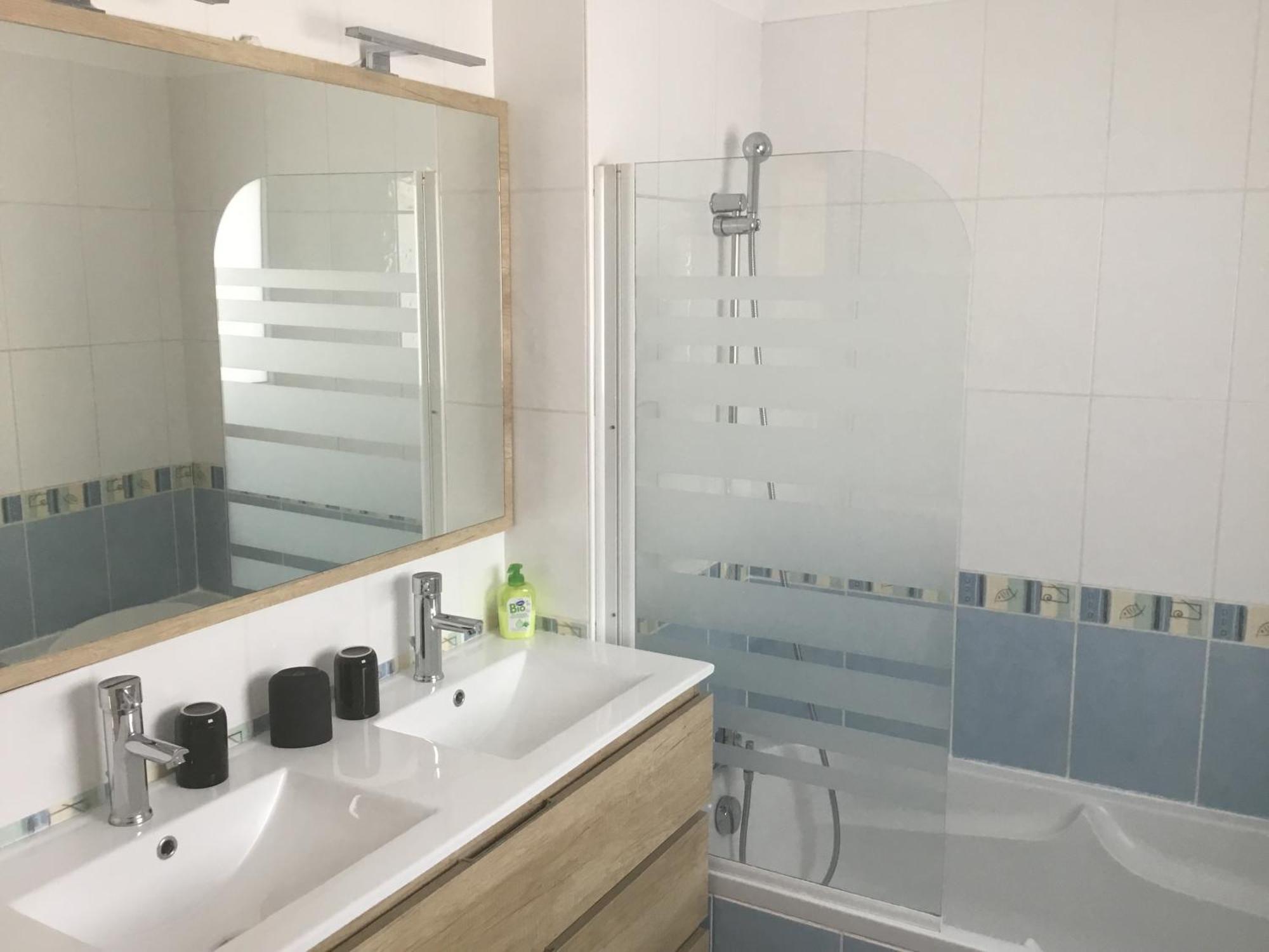 Chez L Habitant Royan Proche De La Mer Εξωτερικό φωτογραφία